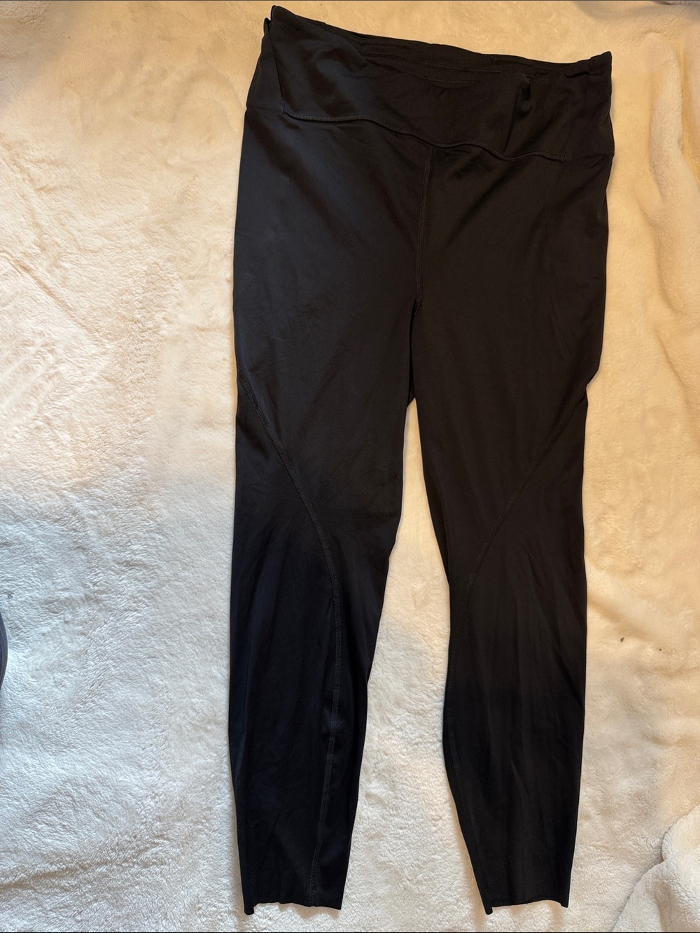lululemon Free to Speed High Rise Black Leggings 12 - 25” inseam - like new! - Picture 5 of 10